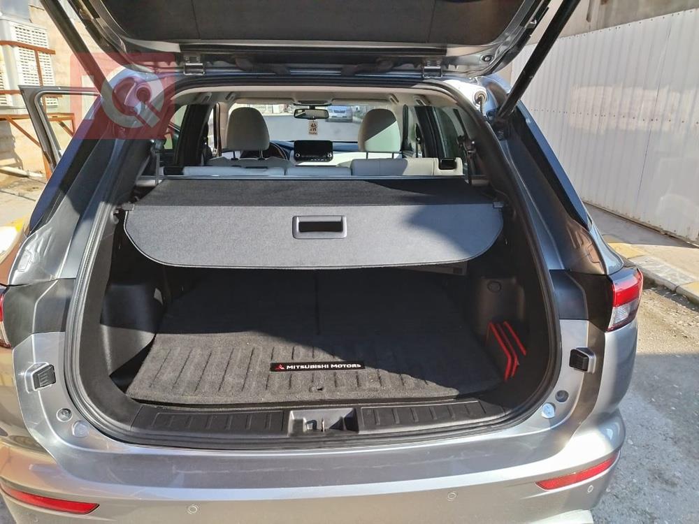 میتسوبیشی ئاوتلاندەر